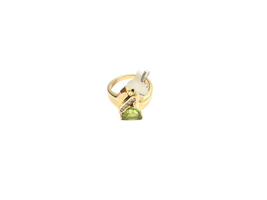 14K Yellow Gold Fancy Green Stone Ring (Size 6 3/4) (0.15 CTW)