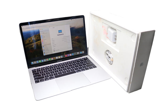 2018 Apple MacBook Air A1932 Intel Core i5 1.6 GHz / 8GB RAM / 128 GB SSD