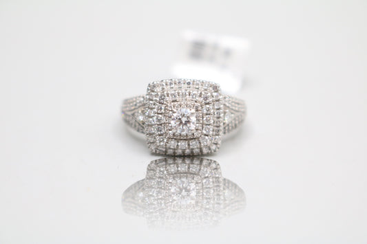 14K White Gold Engagement Halo Ring with Lab Grown Diamonds (0.95 ctw)