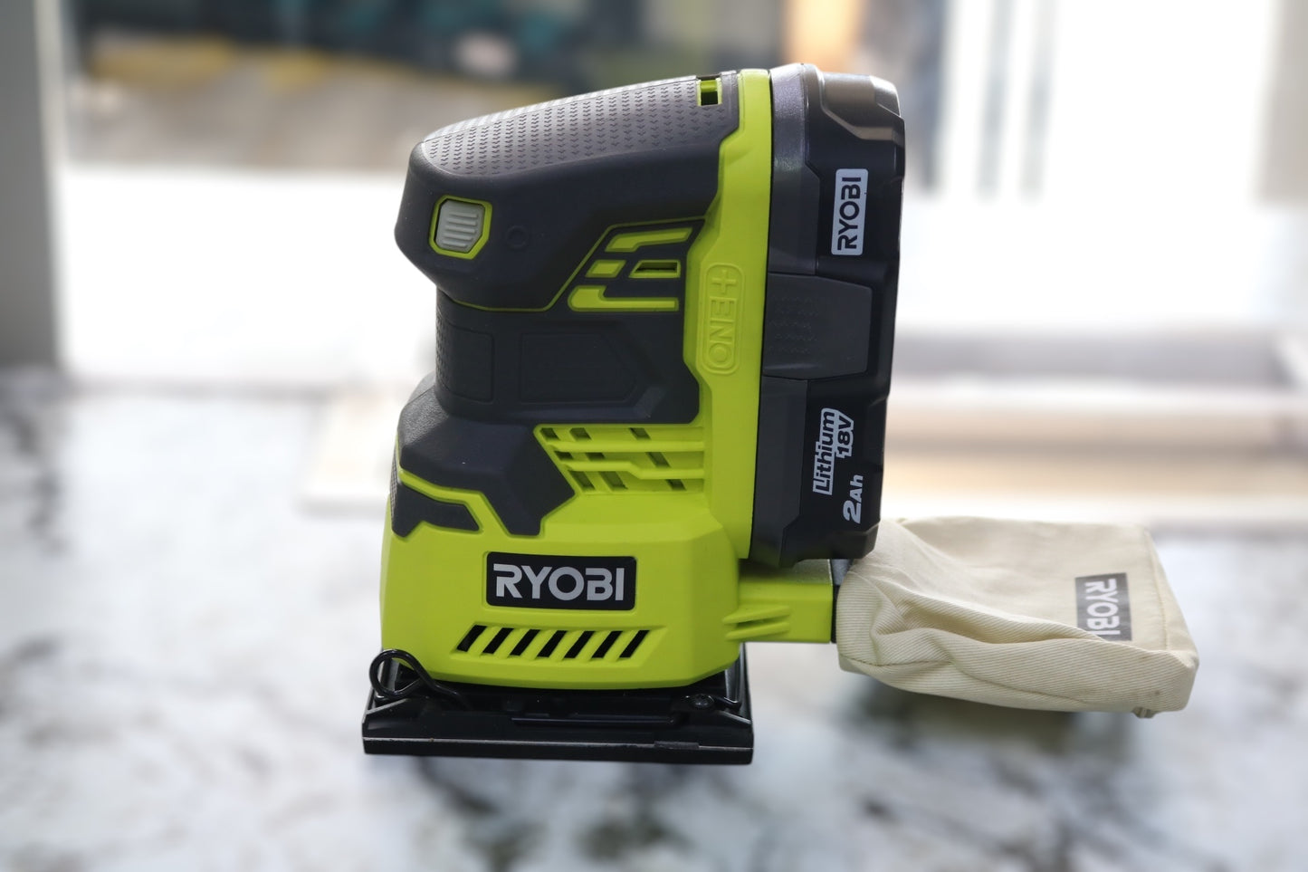 Ryobi P440 Sheet Palm Sander with Ryobi P190 One+ 18V Battery