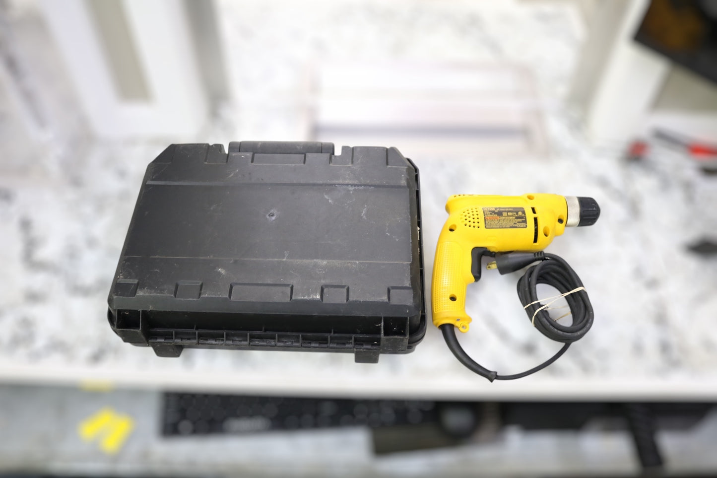 Dewalt D21008 Screwdriver