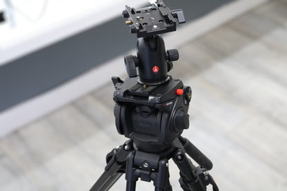 Manfrotto Large Tripod 351MVB2 Model with Bag (Local pick-up only) (Please Read)
