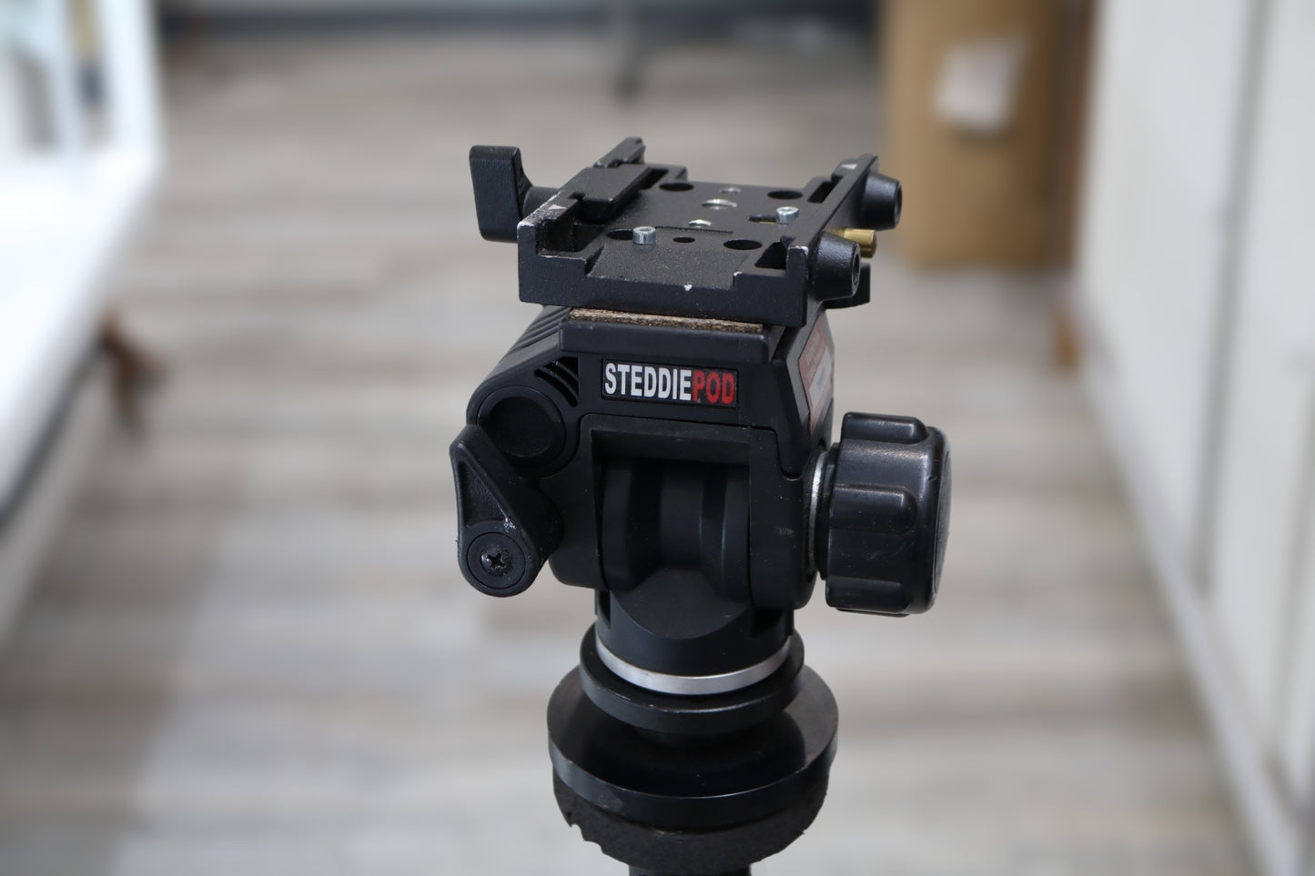 BarberTech Sp1 Steddiepod Tri-Pod (Local pick-up only) (Please read)