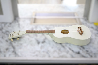 Makala MK-SS/WHT Great White Soprano Shark Ukulele (Local Pick-Up Only)