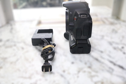Canon EOS Rebel T4i with Extended Grip