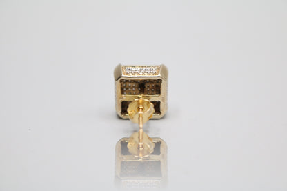 10K Yellow Gold Single Diamond Stud Earring (3.3 Grams)