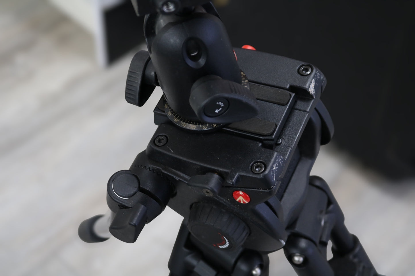 Manfrotto Large Tripod 351MVB2 Model with Bag (Local pick-up only) (Please Read)