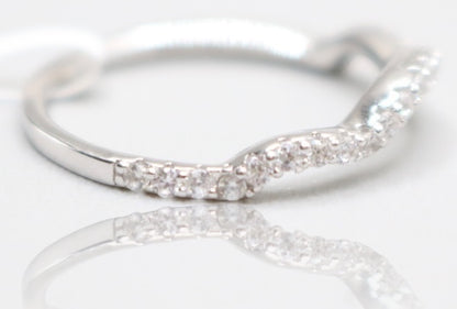 Women's Sterling Silver Cubic Zirconia Band Size 5 (1.1Grams)