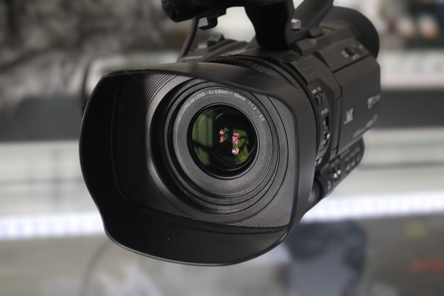 JVC GY-HM180U Camcorder
