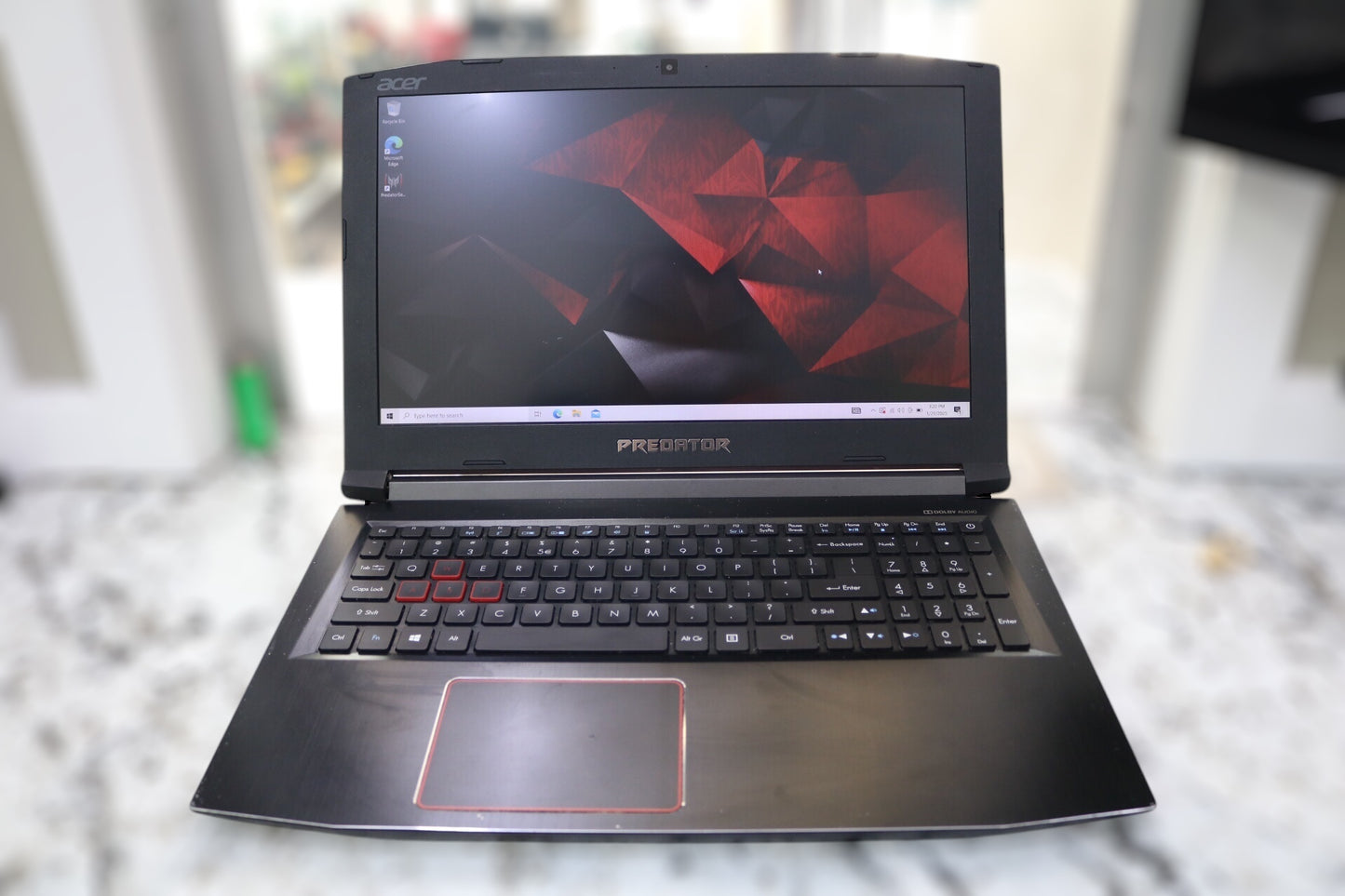 2017 Acer Predator Helios 300 Series Model N17C1 15 Inch Laptop Bad Battery (please read)