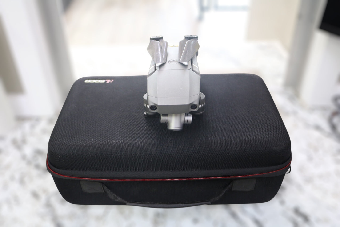 DJI Mavic 2 Zoom L1Z Drone Quadcopter Gray RC Foldable 3-Axis Gimbal 4K Video