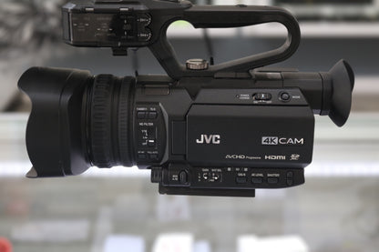 JVC GY-HM180U Camcorder