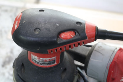 Milwaukee 6021-21 Random Orbit Sander (Local Pick-Up Only)