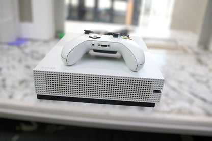 Microsoft 1681 Xbox One S 500 GB Console