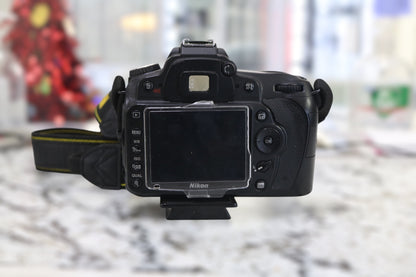 Nikon D90 Camera Body with an Aftermarket Charger