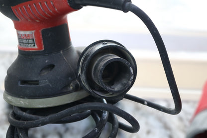 Milwaukee 6021-21 Random Orbit Sander (Local Pick-Up Only)