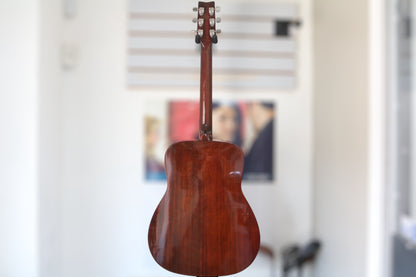 Yamaha FG-200 Acoustic Guitar with hard case (Local Pick-up only)