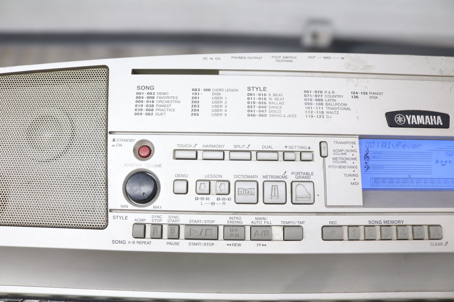 Yamaha DGX-300 76 Keys Keyboard (Local Pick-up only)