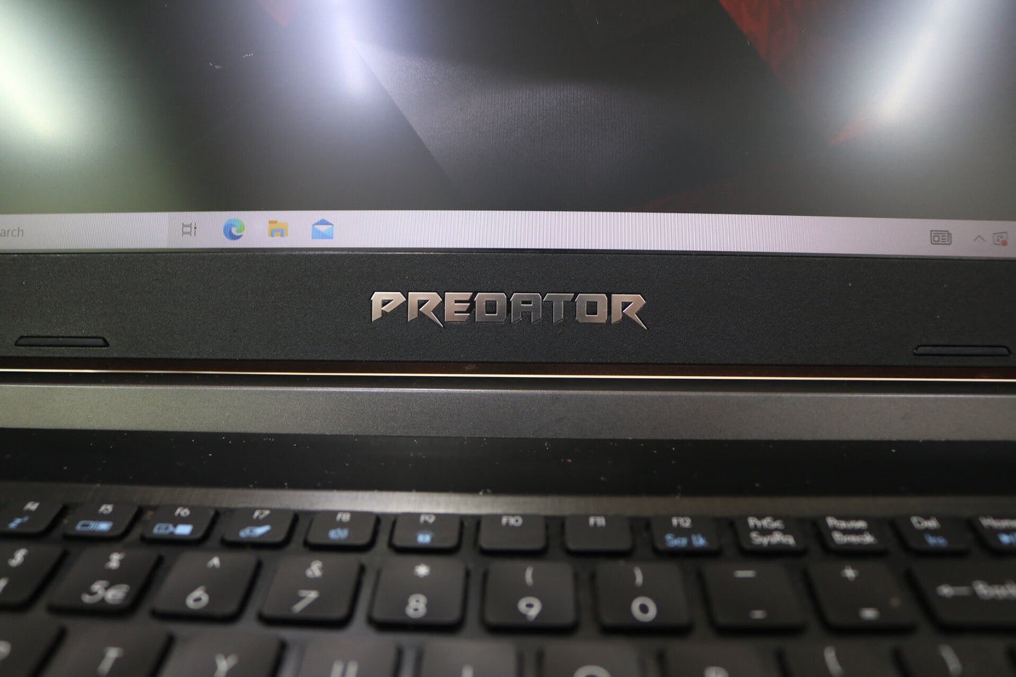 2017 Acer Predator Helios 300 Series Model N17C1 15 Inch Laptop Bad Battery (please read)