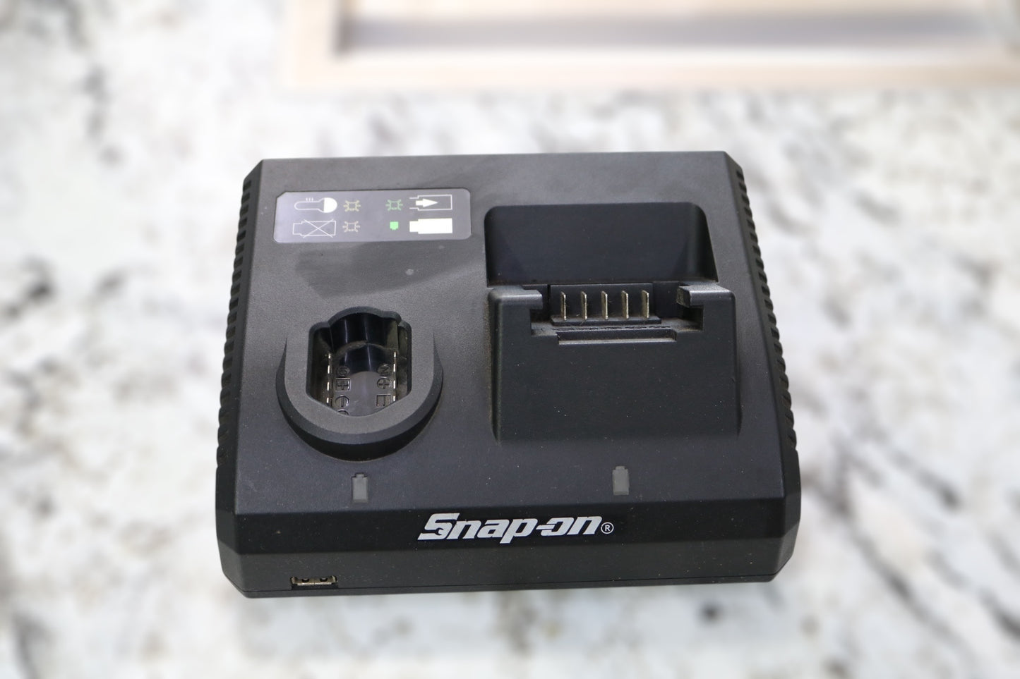 Snap-On CTC131 Charger