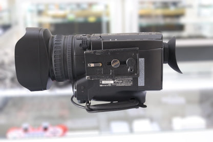 JVC GY-HM180U Camcorder