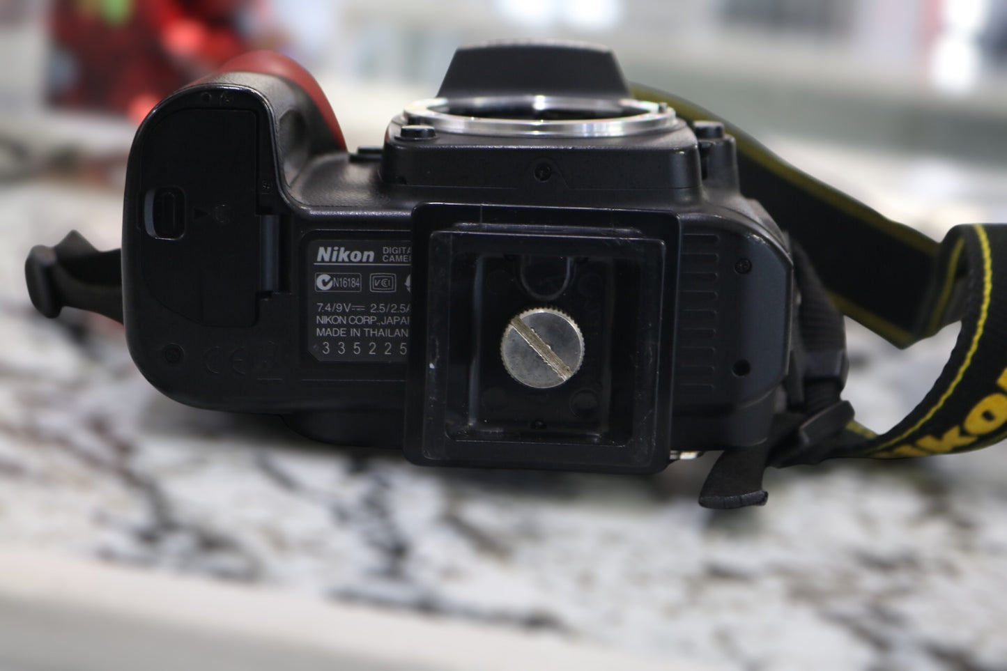 Nikon D90 Camera Body with an Aftermarket Charger