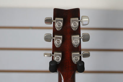 Yamaha FG-200 Acoustic Guitar with hard case (Local Pick-up only)