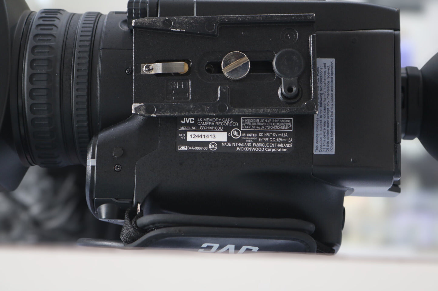 JVC GY-HM180U Camcorder