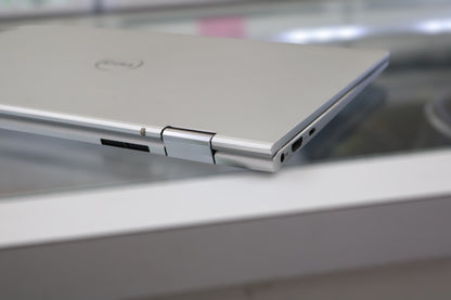 Dell Inspiron 7306 2n1 13.3" Touchscreen Core i5 11th Gen 512GB SSD