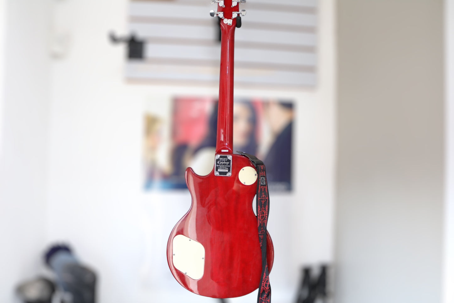 Epiphone Les Paul 100 Electric Guitar (Local pick-up only)