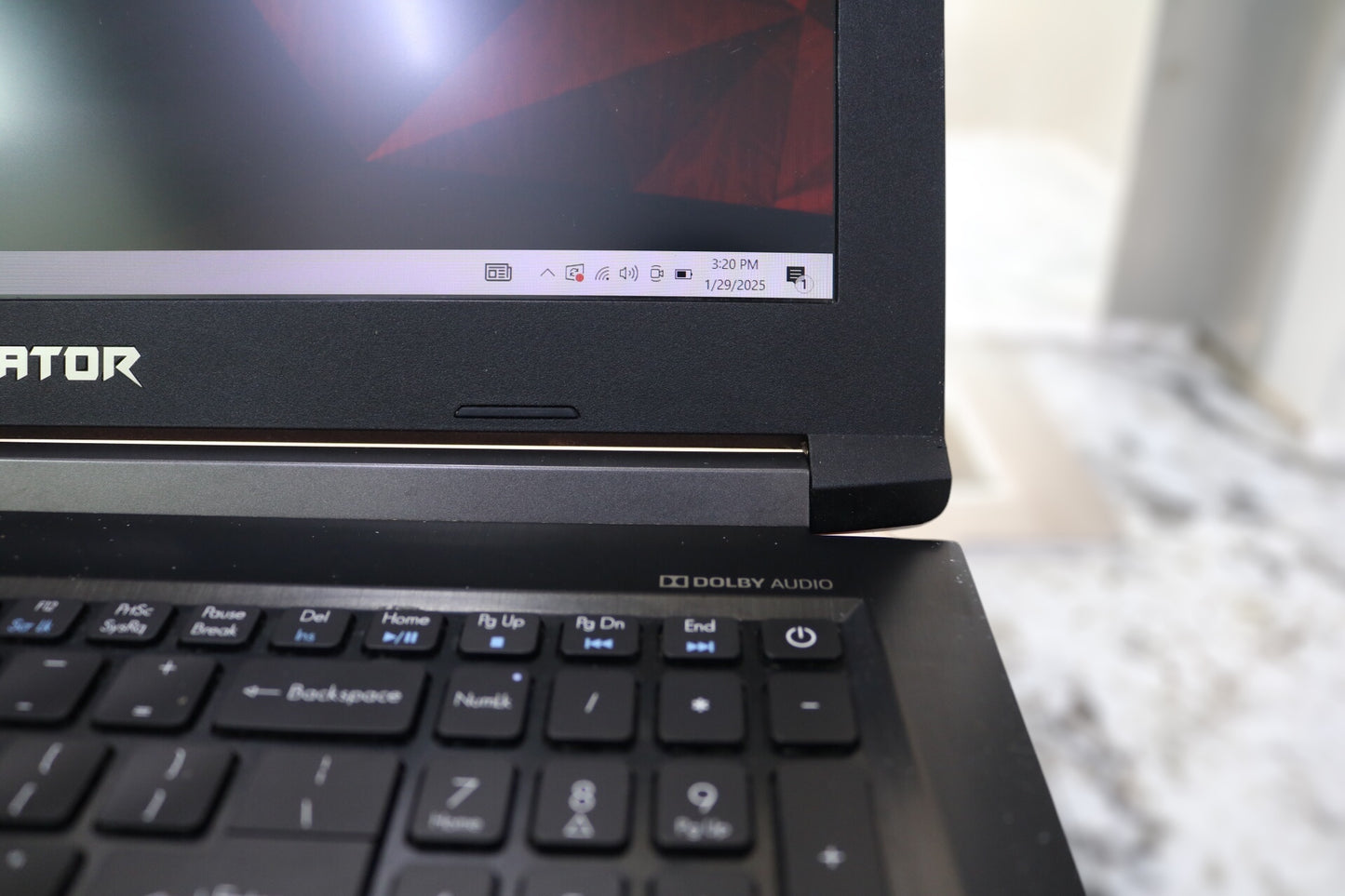 2017 Acer Predator Helios 300 Series Model N17C1 15 Inch Laptop Bad Battery (please read)