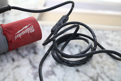 Milwaukee 6021-21 Random Orbit Sander (Local Pick-Up Only)