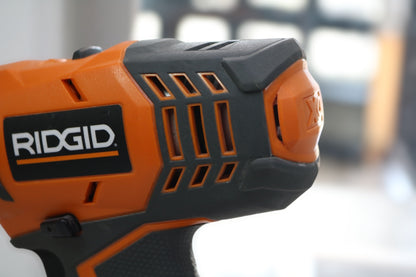 Ridgid Drill Driver R860052 with a Battery