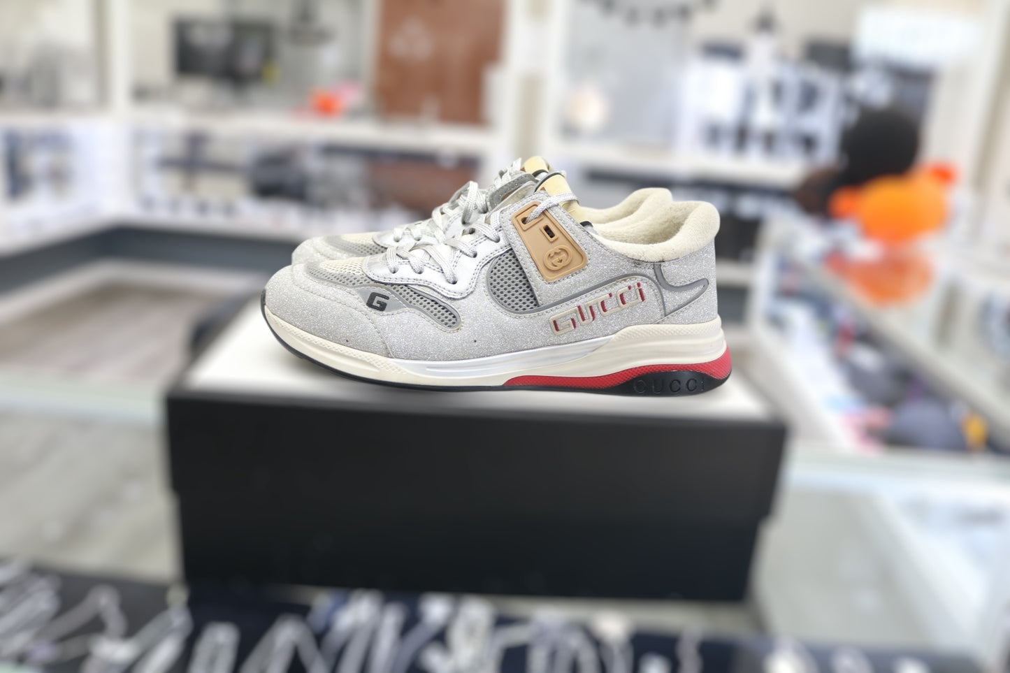 Gucci Ultrapace "Silver" 599058 HW910 8161 US Size 9