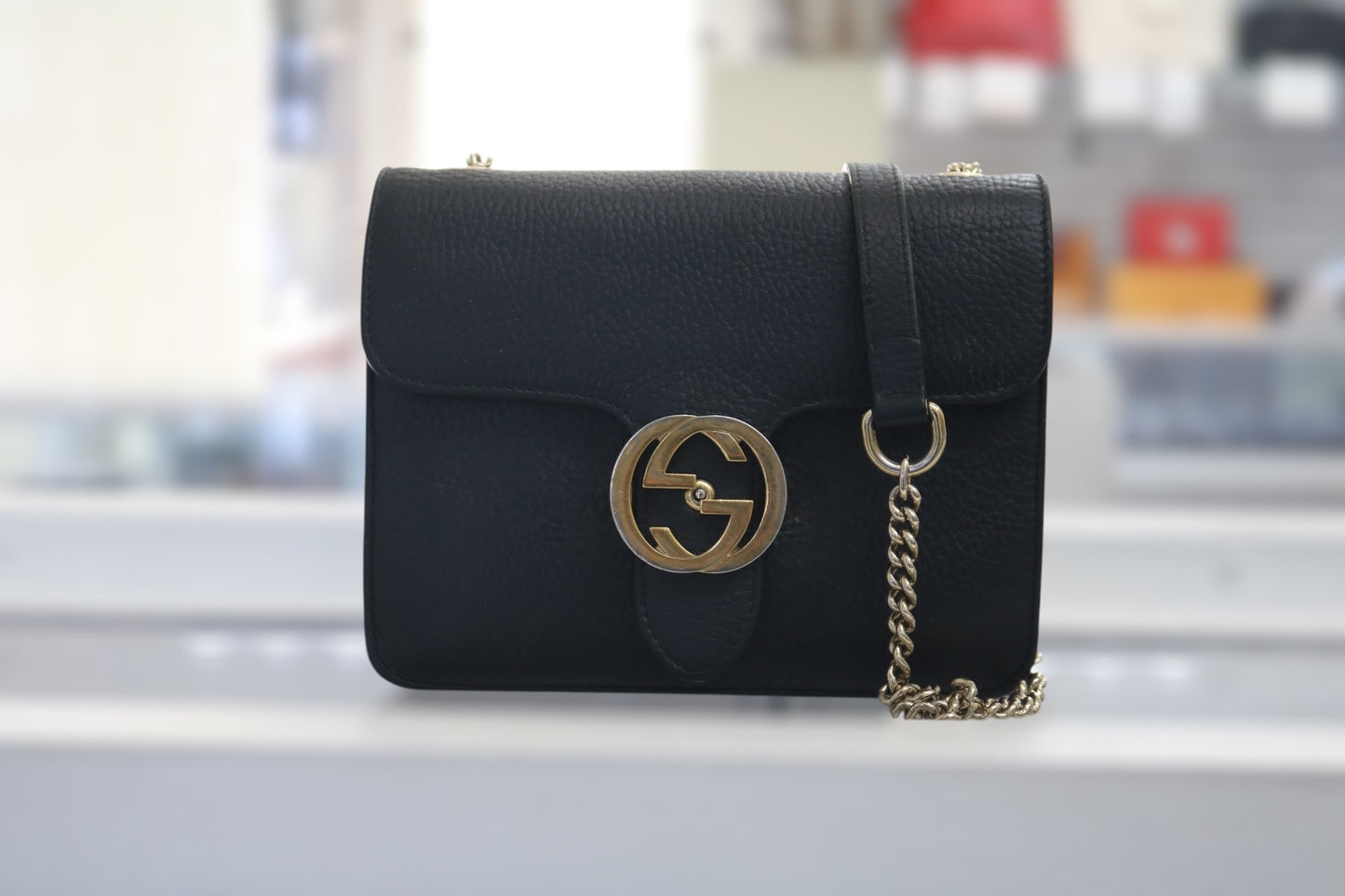 Authentic Gucci Interlocking G Leather Chain Black Shoulder Bag  (Please Read)