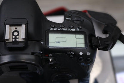 Canon EOS 7D DS126251 Camera Body Only