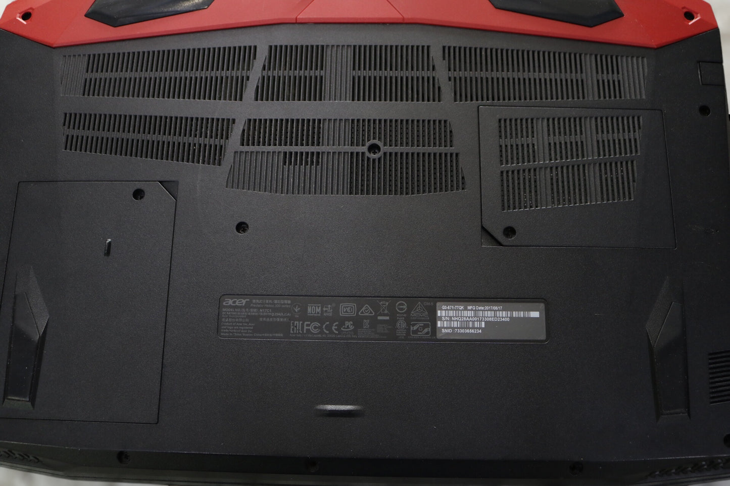 2017 Acer Predator Helios 300 Series Model N17C1 15 Inch Laptop Bad Battery (please read)