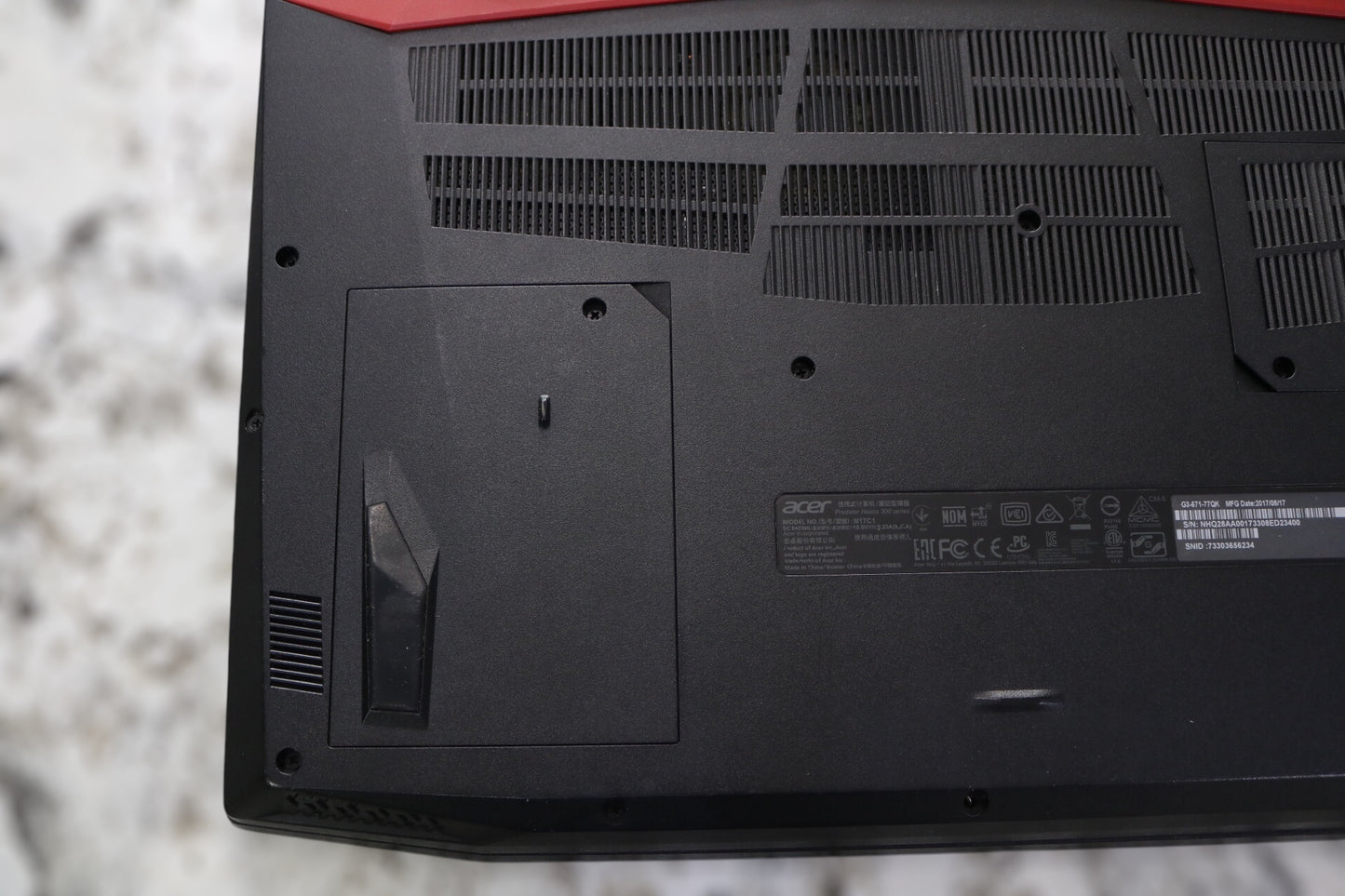 2017 Acer Predator Helios 300 Series Model N17C1 15 Inch Laptop Bad Battery (please read)