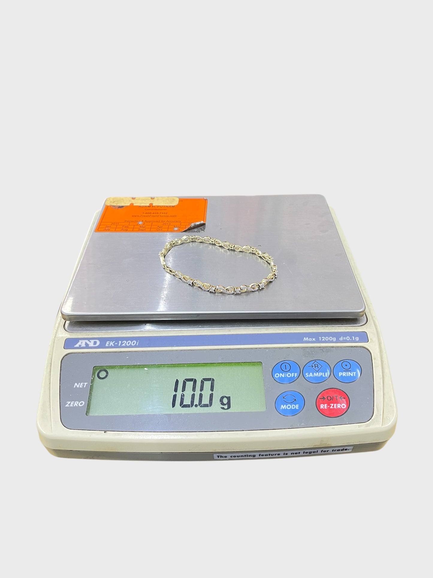 10K Yellow Gold Infinity Link Diamond Tennis Bracelet (0.315 CTW) (7.25 Inches)