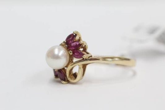 14K Yellow Gold Pearl Pink Topaz Gemstone Bypass Ring (Size 8 1/2)