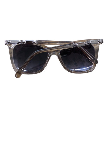 Guess Sunglasses Model 0417
