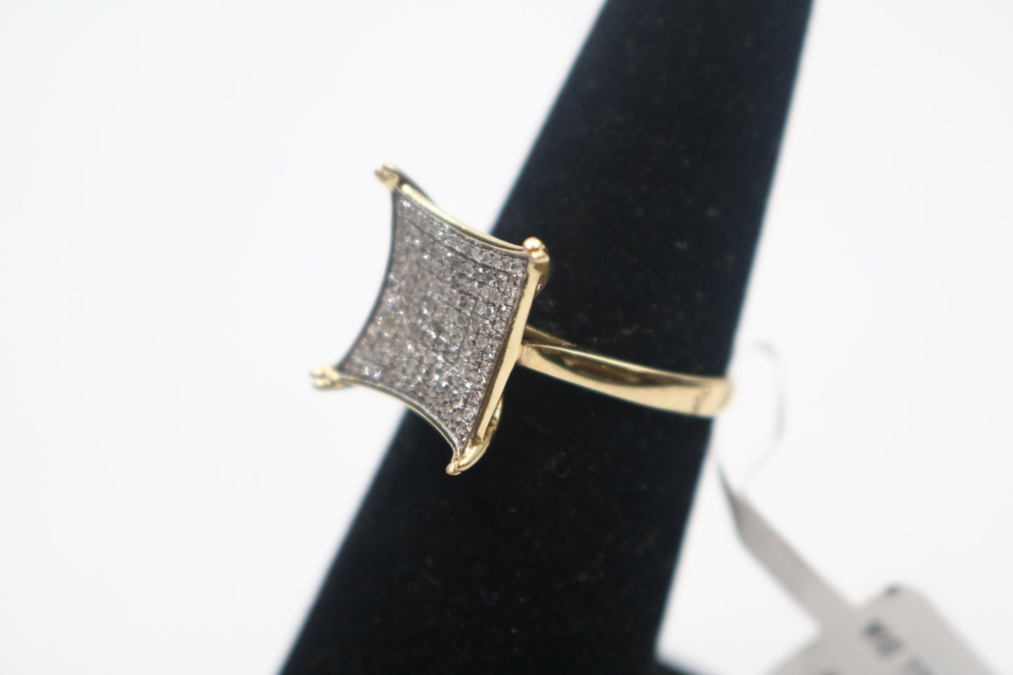 10K Yellow Gold Diamond Cluster Ring (Size 7)