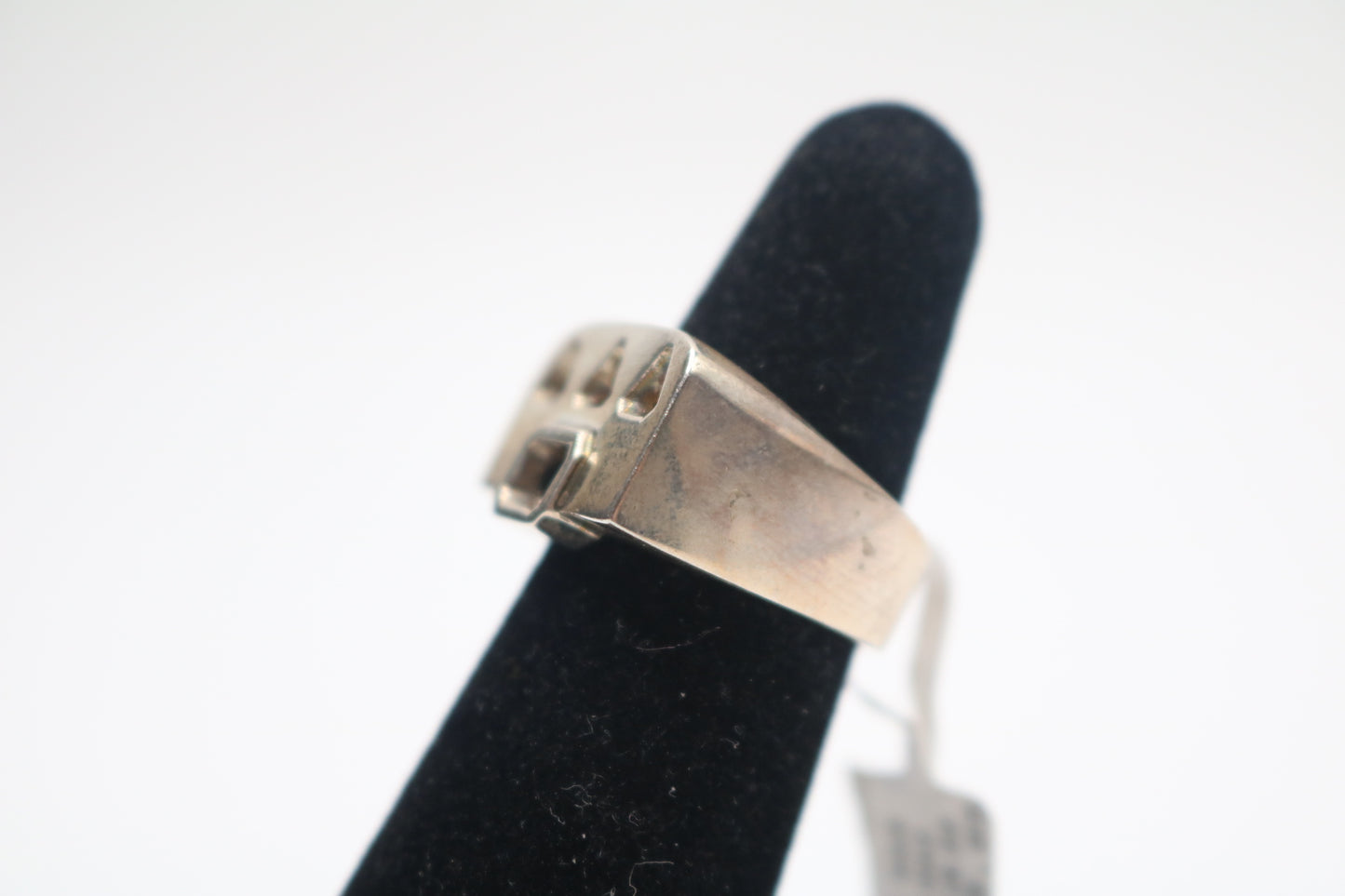 Sterling Silver Fancy Ring (Size 6)