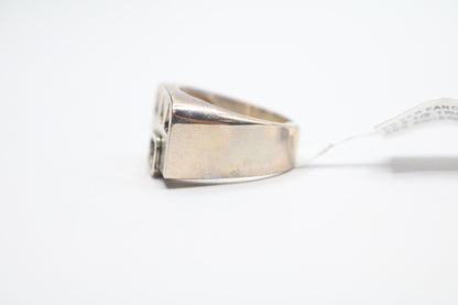 Sterling Silver Fancy  Ring (Size 6)
