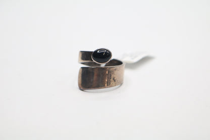 Sterling Silver Bypass Ring w/Black Stone (Size 9)