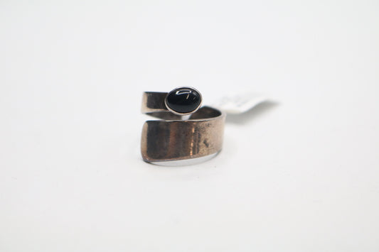 Sterling Silver Bypass Ring w/Black Stone (Size 9)