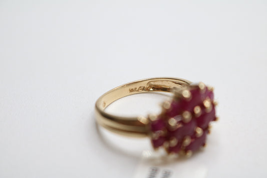 10k Yellow Gold Ruby Cluster Ring (Size 8 3/4)