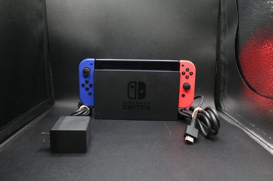 Nintendo HAC-001(-01) Switch Console With Dock and Charger