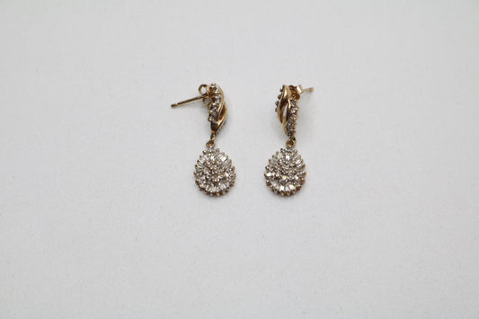 Pre-owned 10K Yellow Gold Diamond Cluster Earrings