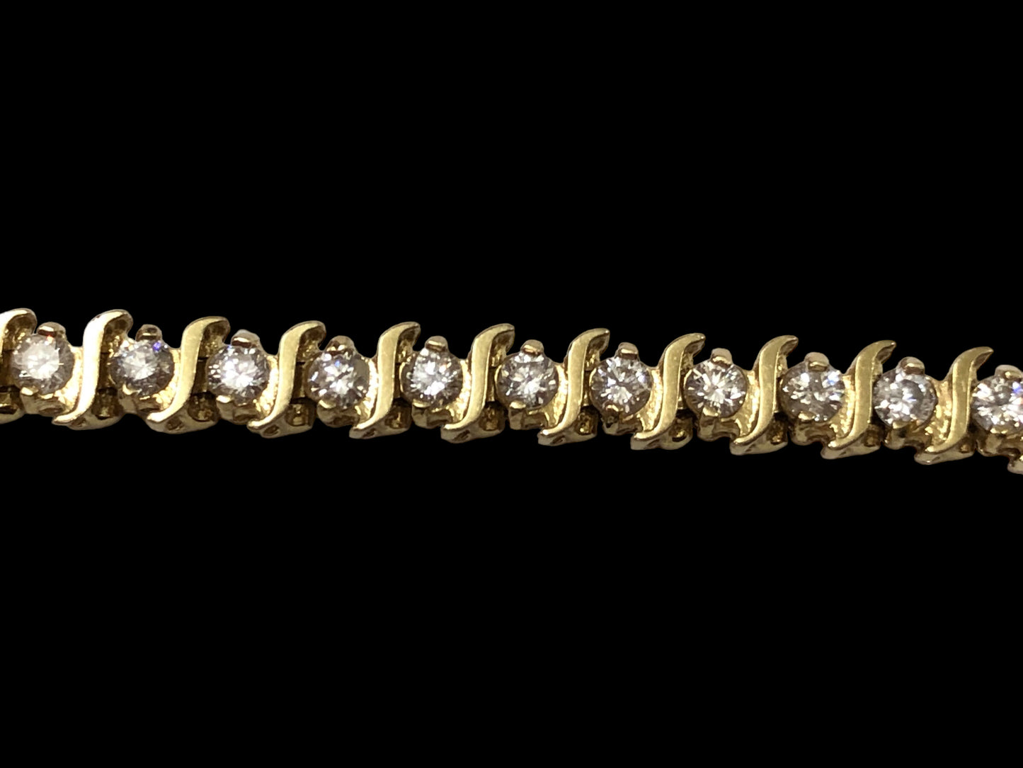 14K Yellow Gold Diamond Tennis Bracelet (3.50 CTW) (7 Inches) (Local pick-up only)